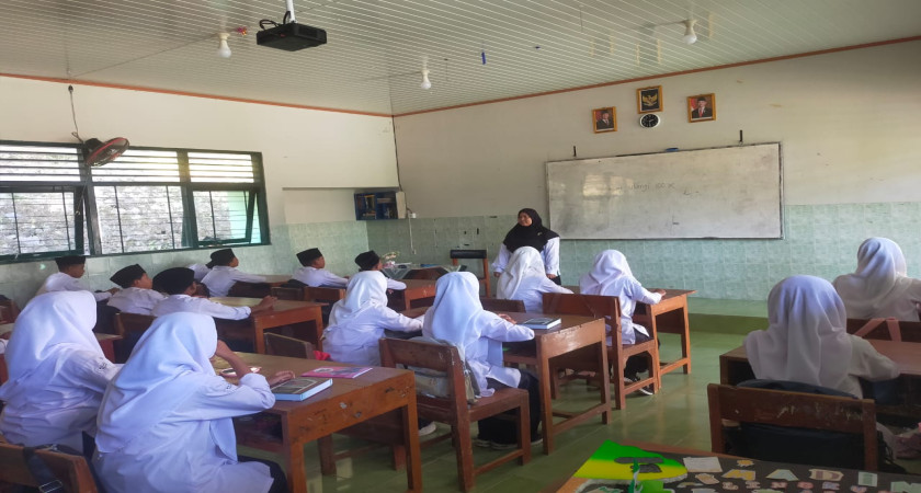 Penguatan Karakter Siswa, MTsN 5 Kulon Progo Gelar Program “Senin Bina Karakter”