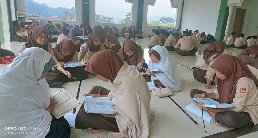 MTsN 5 Kulon Progo Intensifkan Tahsin Al-Quran Setiap Hari Selama Ramadhan