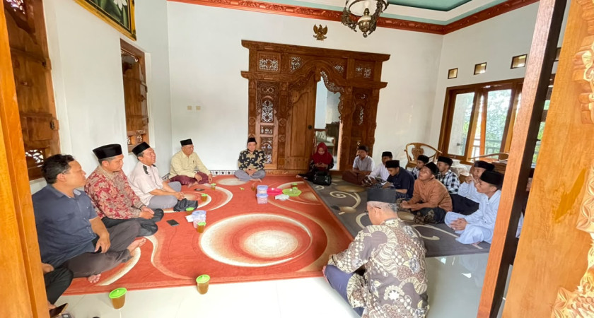 Sambung Estafet Kolaborasi, Kepala MTsN 5 Kulon Progo Kawal Siswa NYANTRI di Pontren Dakwatul Islamiyah