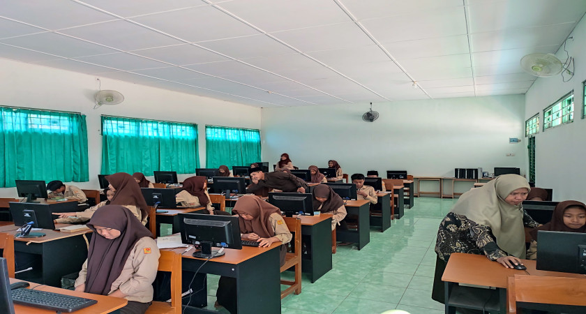 20 Siswa MTsN 5 Kulon Progo Asah Literasi lewat Lomba Resensi Perpusnas