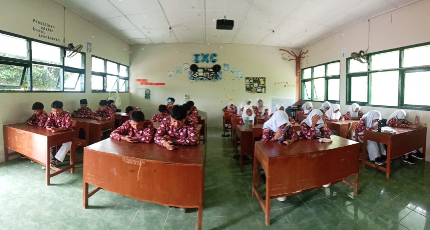 Siswa Kelas 9 MTsN 5 Kulon Progo Asah Kemampuan Lewat Try Out Internal Persiapan TKA