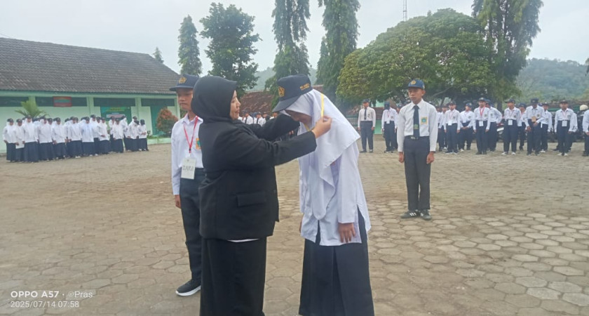 Awal Baru di MTsN 5 Kulon Progo: Kepala Madrasah Baru Pimpin Upacara dan Resmikan Pembukaan Matsama