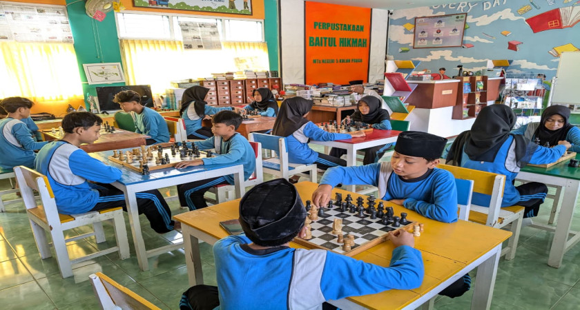 Strategi dan Ketelitian Jadi Kunci, Class Meeting Catur MTsN 5 Kulon Progo Berlangsung Seru