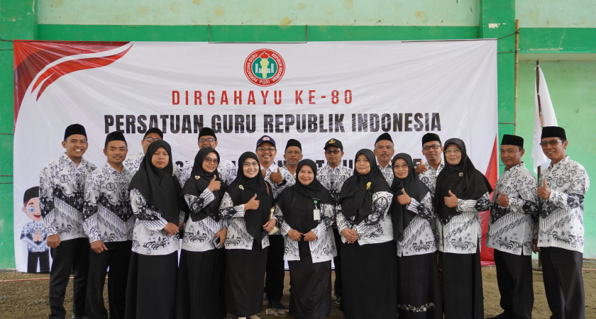 MTsN 5 Kulon Progo Hadiri Upacara HGN Tahun 2025 di Samigaluh