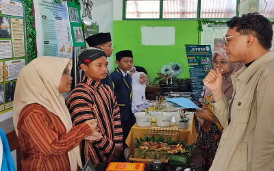 MTsN 5 Kulon Progo Tunjukkan Kepedulian terhadap Budaya Lokal melalui Penelitian Tradisi Baritan