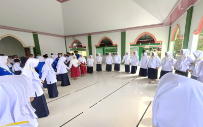 Ta'aruf Ceria, Siswa Baru MTsN 5 Kulon Progo Bermatsama dengan Bahagia