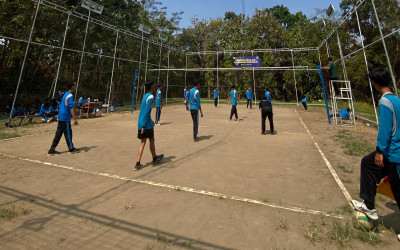Jaring Atlet Masa Depan, MTsN 5 Kulon Progo Gelar Class Meeting lomba Bola Voli