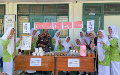 Meriahkan Rangkaian Expo School, Siswa MTsN 5 Kulon Progo Gelar Market Day