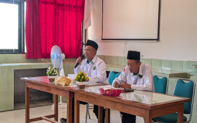 Awali Kepemimpinan Baru, Kepala MTsN 5 Kulon Progo Gelar Konsolidasi Bersama Guru dan Tendik